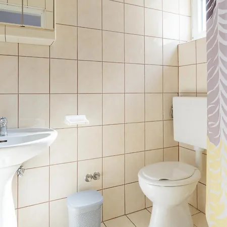Apartment And Room Bacic Metajna Room photo