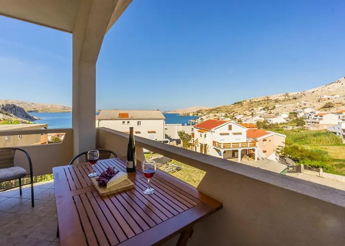 Apartment And Room Bacic