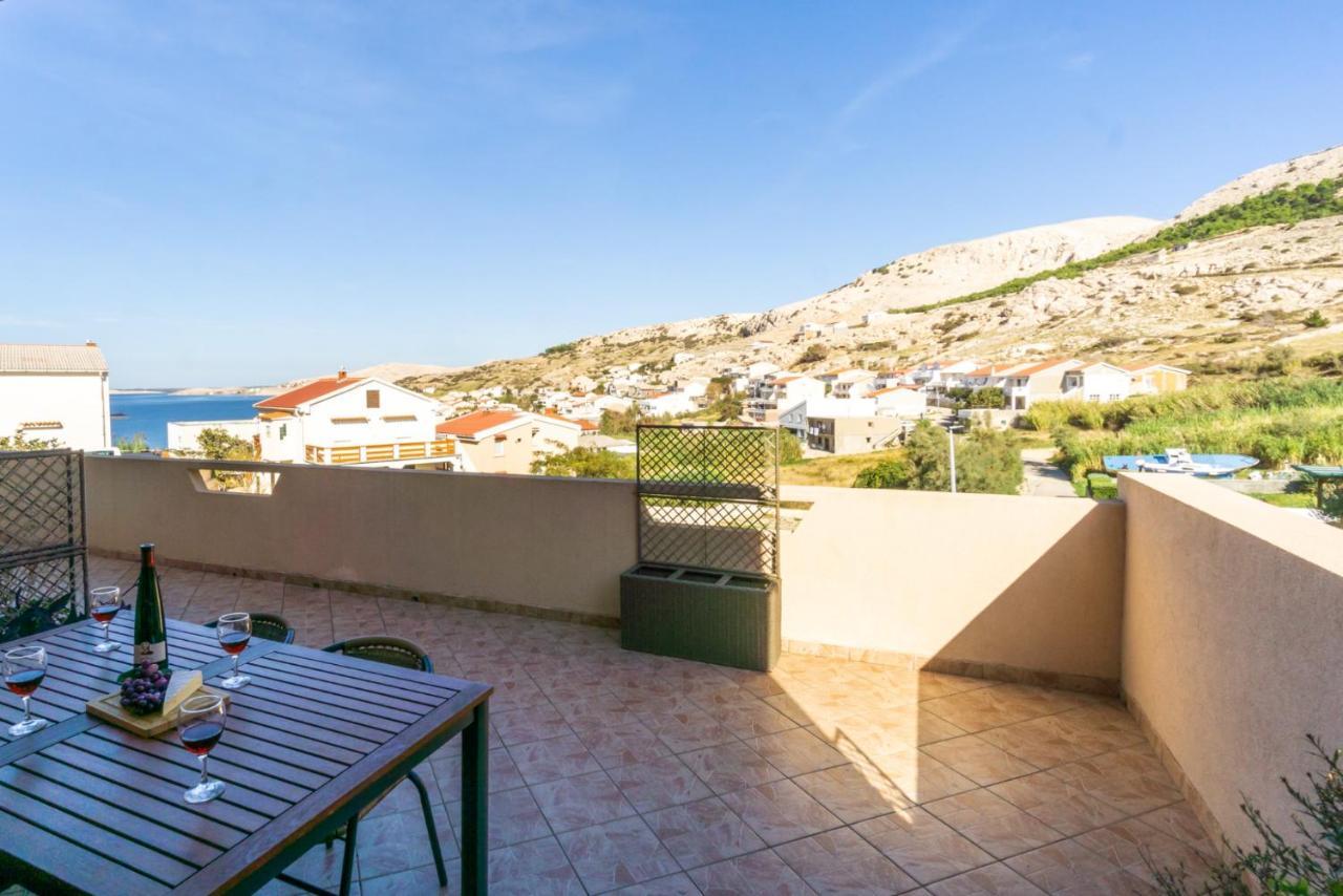 Apartment And Bacic