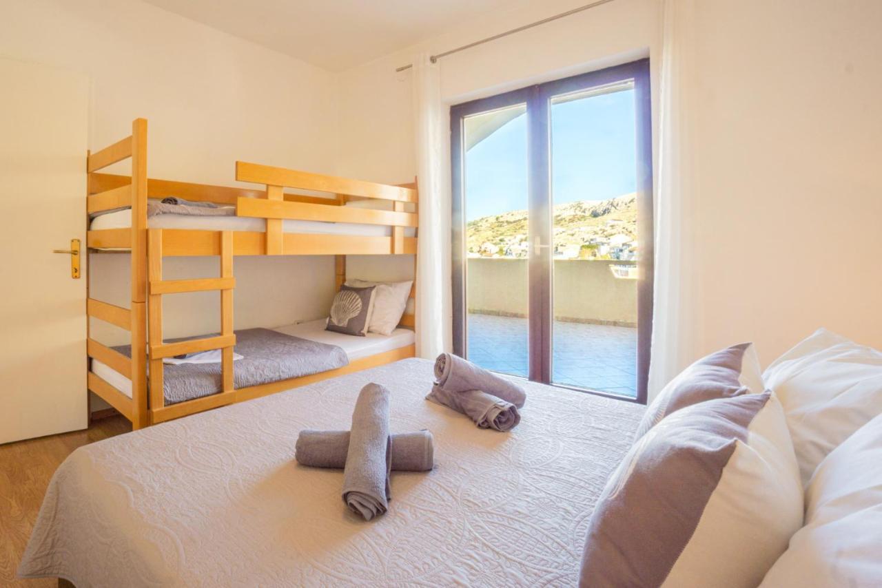 Apartment And Bacic *
