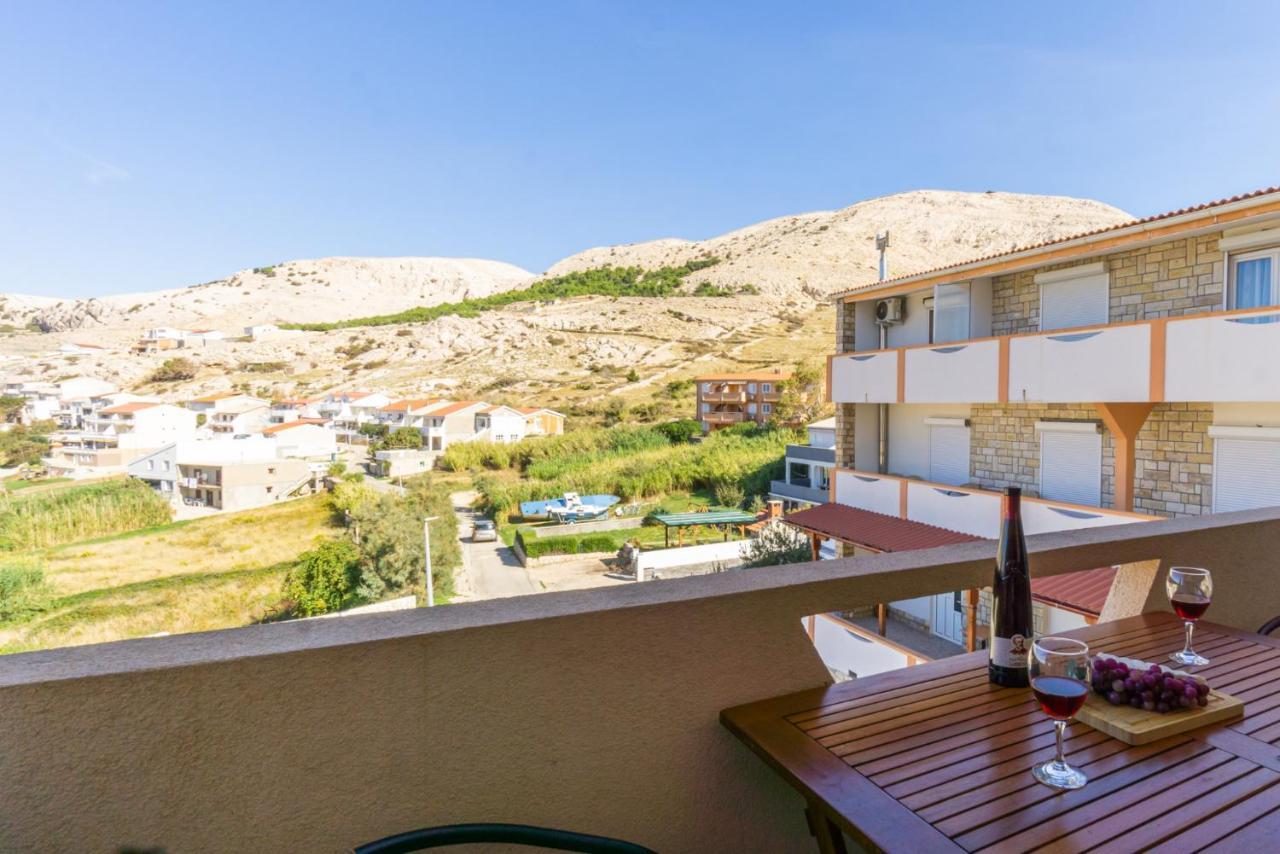 And Bacic Apartment