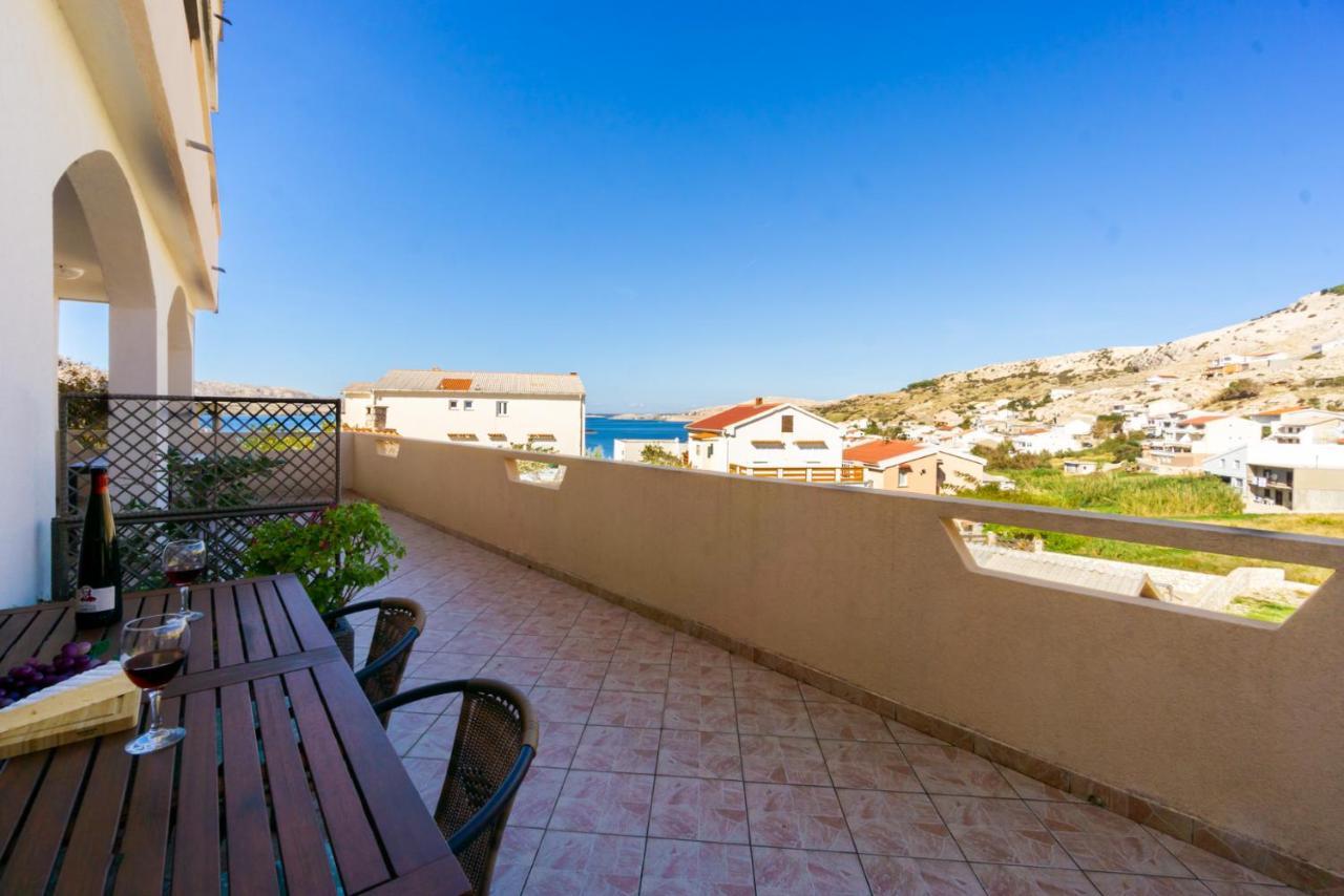 And Bacic Apartment